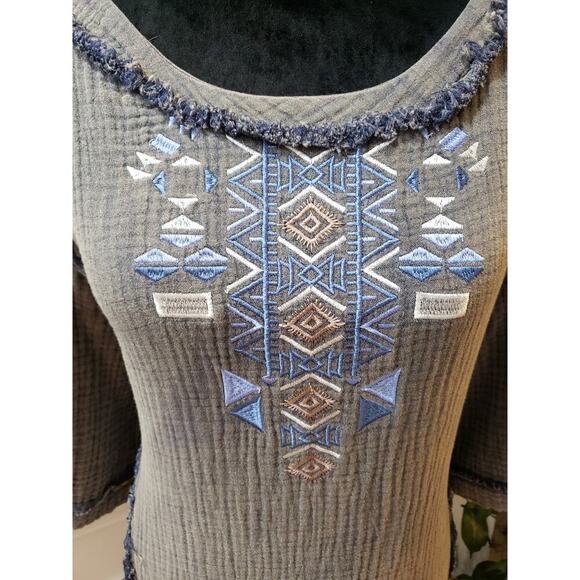 POL Mini Dress Women's Size Medium Gray Geo Print Gauze 3/4 Sleeve Round Neck - Picture 9 of 10